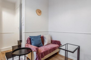 Nice flat two steps to Folies-Bergères at the heart of Paris - Welkeys